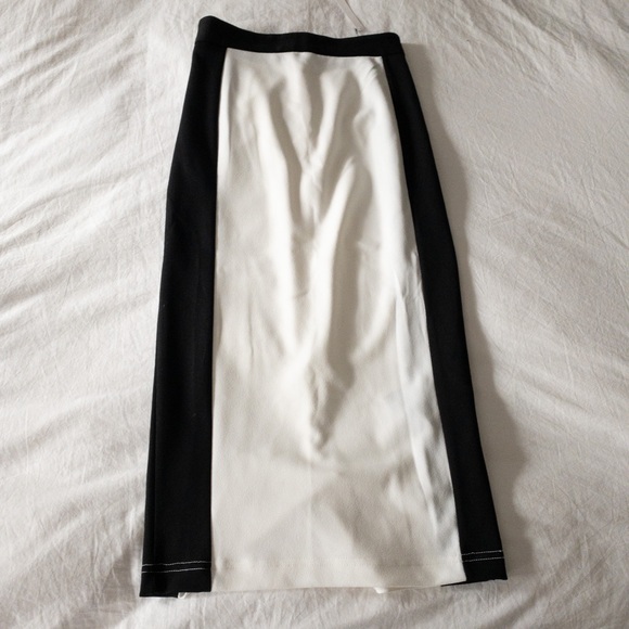 ASOS Tall Black & White Colour Block Skirt - 4 - Picture 3 of 5